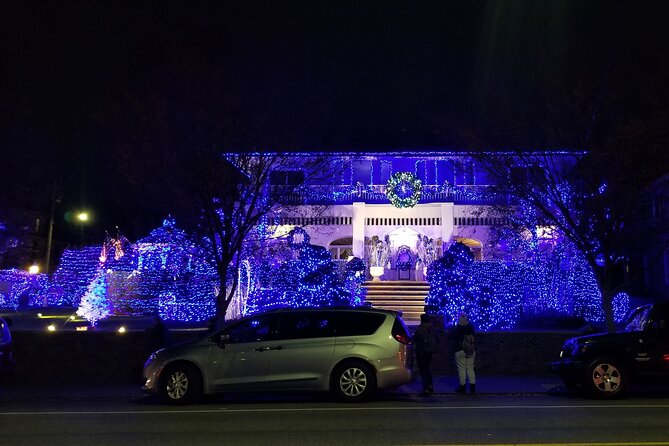 Christmas Lights Tour of Dyker Heights Brooklyn - Why Dyker Heights is worth the winter trip