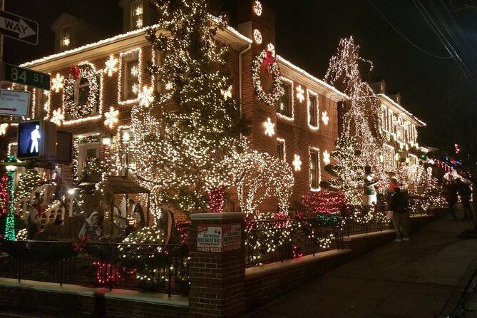 Christmas Lights Tour of Dyker Heights Brooklyn - How much time should you allow?
