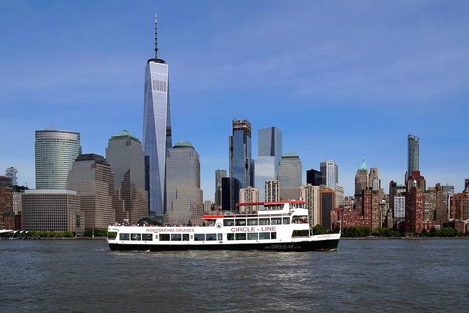 Circle Line: 1hr - NYC Liberty Cruise - Ellis Island, New York Harbor, and Governors Island