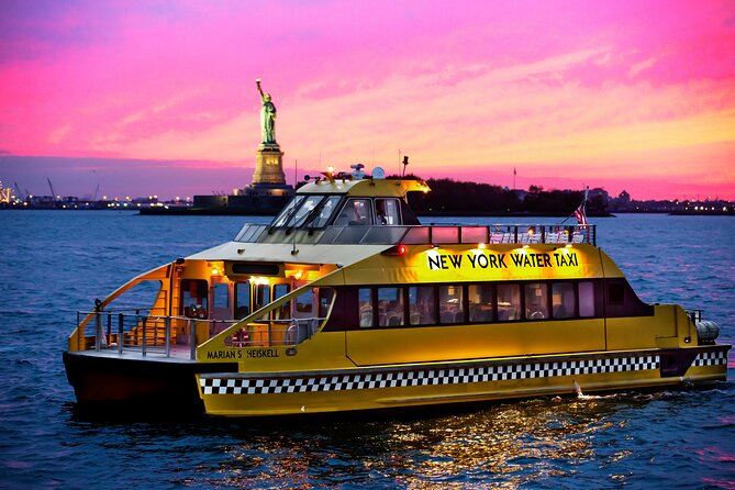 Circle Line: New York City Statue of Liberty Super Express Cruise - Ellis Island and the story behind the harbor