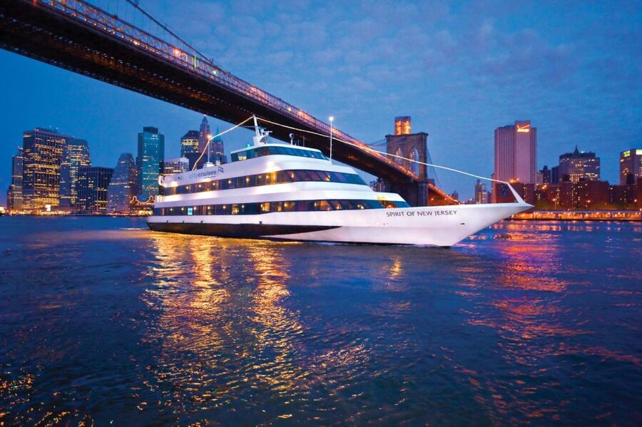 City Cruises New Jersey: NYC Buffet Lunch or Dinner Cruise - Ellis Island, Liberty, and the harbor landmarks