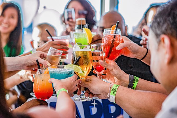 City Cruises New York Alive After Five Cruise - The Statue of Liberty and harbor views