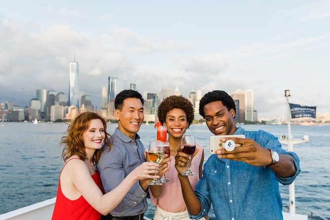 City Cruises New York Alive After Five Cruise - Who should book the Alive After Five cruise?