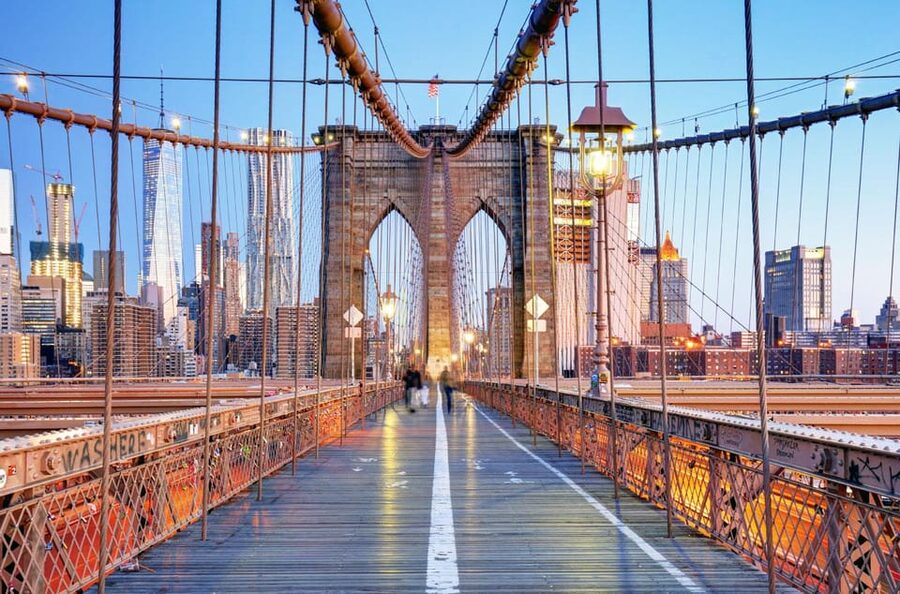 Contrasts of New York Tour - How much time do you really spend outside the vehicle?