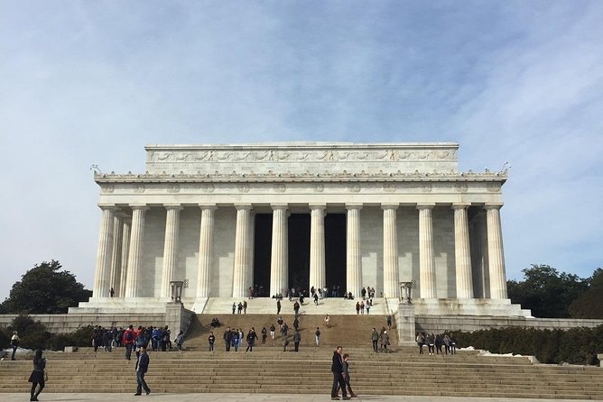 Day trip to Washington from New York - Lincoln Memorial, Vietnam, and Korea
