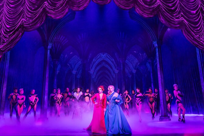 Death Becomes Her on Broadway Ticket - The Lunt-Fontanne Theatre sets the evening