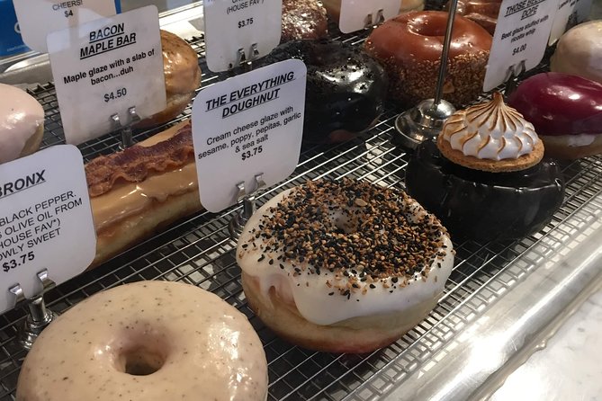 Delicious Donuts in Union Square: New York's Sweetest City Tour - Guides, group size, and the human side