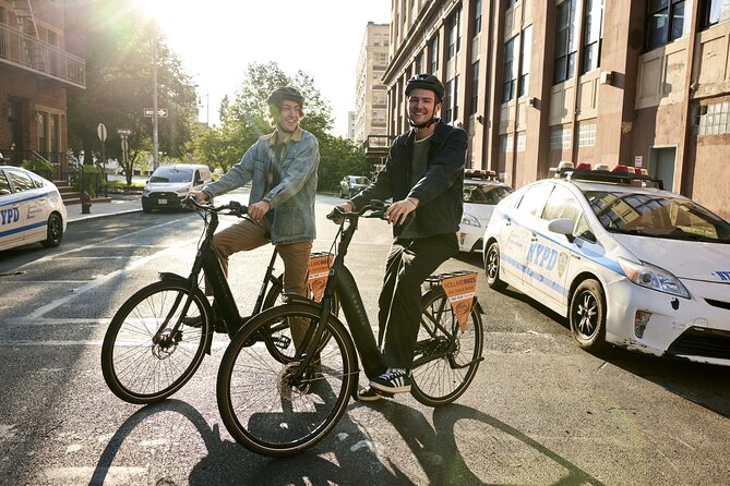 Downtown Bike Tour with Stylish Dutch Bikes - Chinatown and the United States Court District