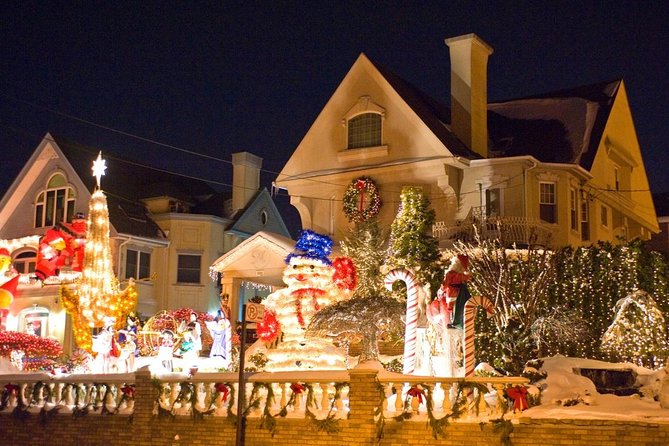 Dyker Heights Christmas Lights Tour - Washington Square Park under the arch