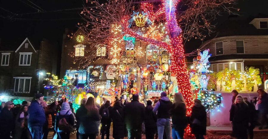 Dyker Heights Holiday Lights - Why Dyker Heights Makes a Strong Christmas Evening