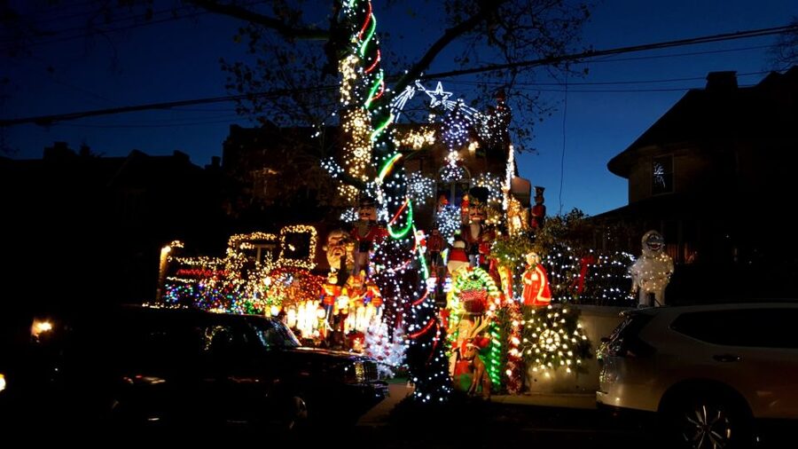 Dyker Heights Holiday Lights - What the $47 Price Gets You