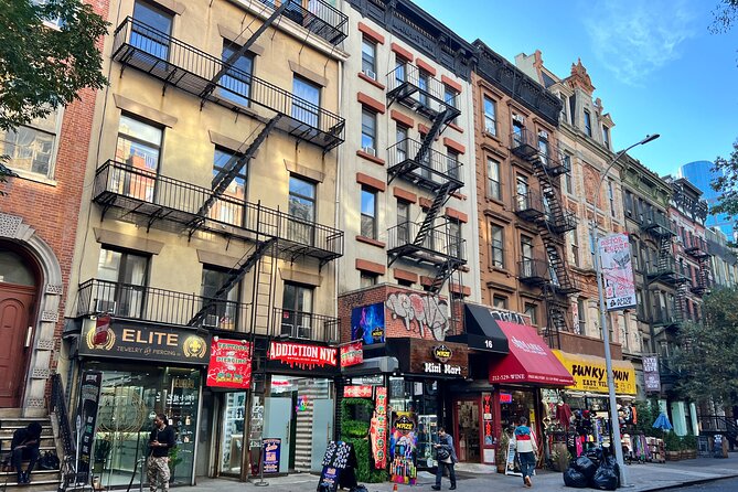 East Village Noho Food Tour - Hamilton-Holly House and a famous New York family