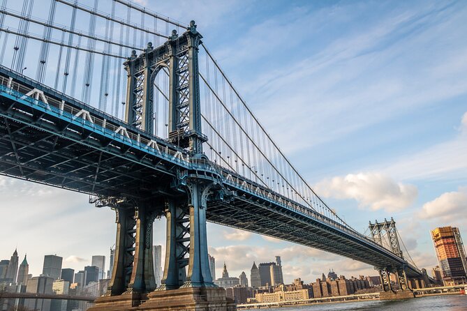 Easy Access Statue of Liberty and Brooklyn Bridge Discovery Tour - Walking across Brooklyn Bridge