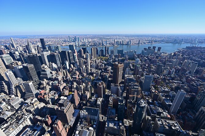 Empire State Building Walking Tour from NYC - Bryant Park, the town square of Midtown