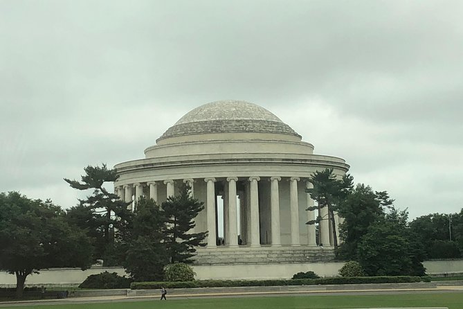 Excursion to Washington from New York in 1 day - The guide can make or break a large group