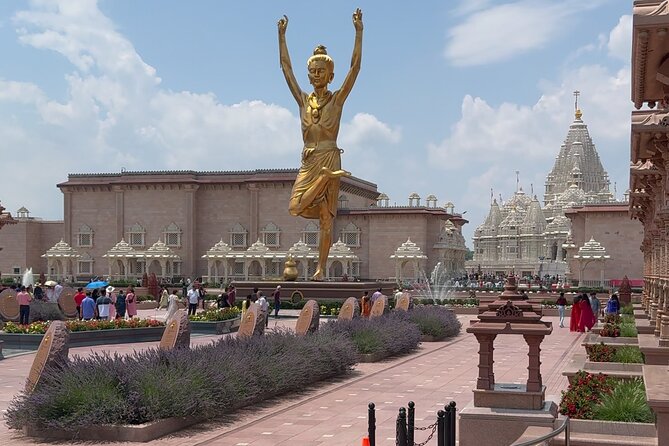 Explore the Hindu Temple a Spiritual Gem Near New York - What the private tour changes