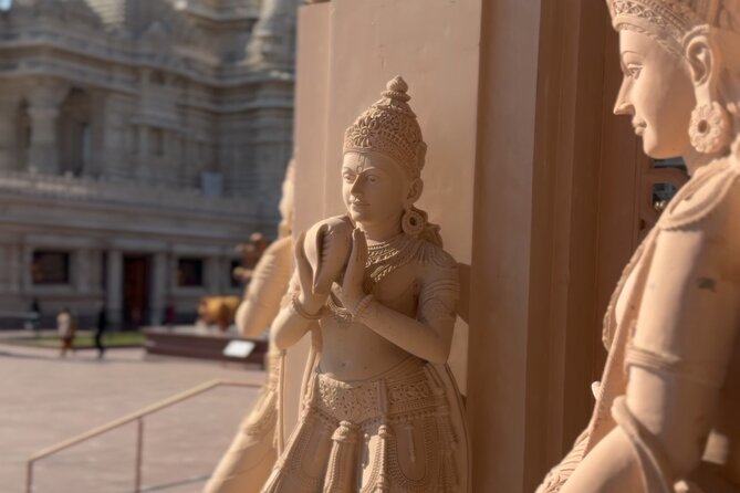 Explore the Hindu Temple a Spiritual Gem Near New York - Clothing, comfort, and respectful behavior