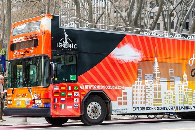 Express Sightseeing Bus Tour with Statue of Liberty Cruise Combo - SoHo, Chinatown, and the route downtown