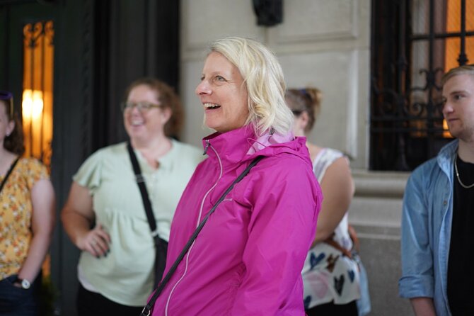 Fifth Avenue Gilded Age Mansions Private Guided Walking Tour - Albertine and the Metropolitan Museum of Art