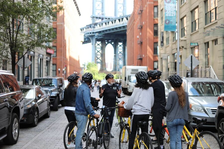 From Manhattan: 2-Hour Brooklyn Bridge Sightseeing Bike Tour - Jane’s Carousel and the Brooklyn waterfront
