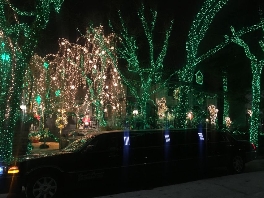 From Manhattan: Private Brooklyn Christmas Tour by Limousine - Key points at a glance