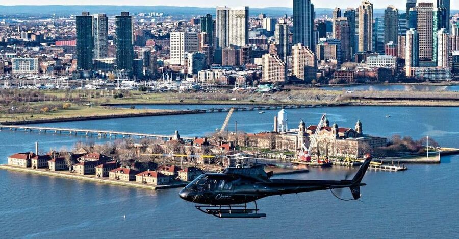 From New Jersey: NYC Skyline Helicopter Tour - Check-in, identification, and the small aircraft