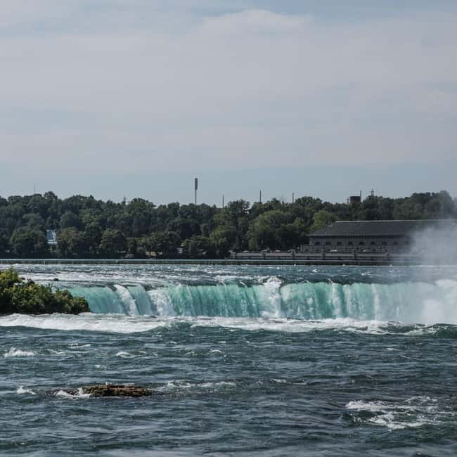 From New York City: Niagara Falls Guided Tour - Why this overnight trip works
