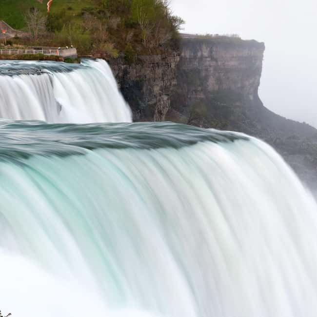 From New York City: Niagara Falls Guided Tour - Breakfast and first views of the Falls