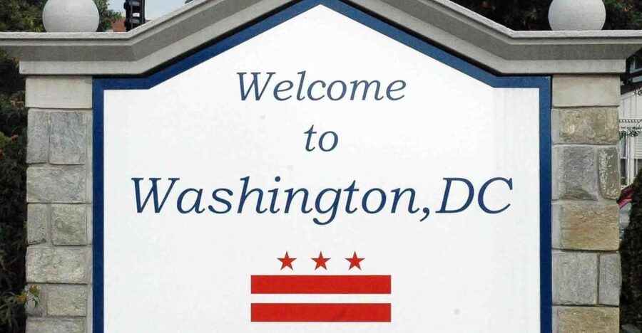 From NYC: Guided Day Trip to Washington DC by Van or Bus - Arlington National Cemetery and the Kennedy graves