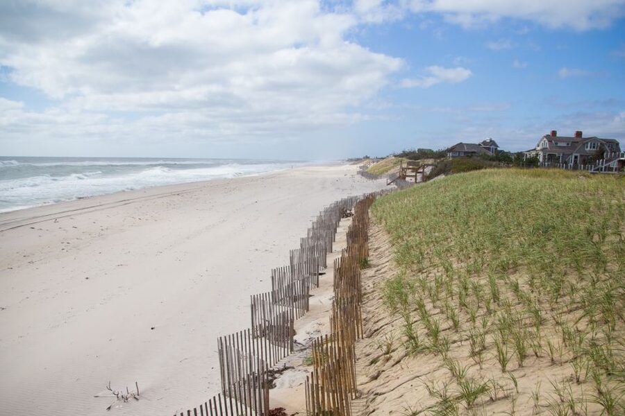 From NYC: Hamptons, Sag Harbor, and Outlet Shopping Day Trip - Sag Harbor, yachts, and old-world shops