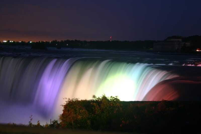 From NYC: Niagara Falls U.S. Side 2-Day Trip - Cave of the Winds in winter
