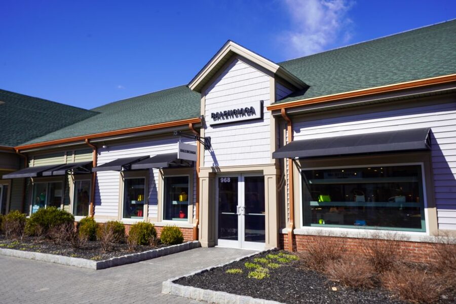 From NYC: Woodbury Common Premium Outlets Shopping Tour - My verdict on the full-day shopping plan
