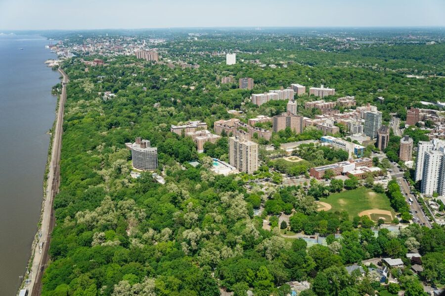 From Westchester: New York City Scenic Helicopter Tour - Getting to Atlantic Aviation West from Manhattan