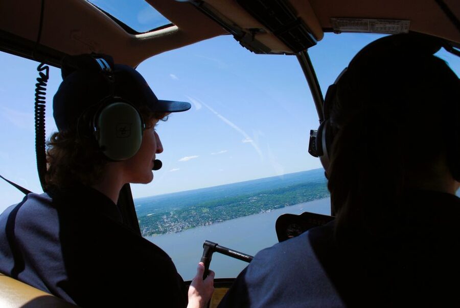 From Westchester: New York Helicopter Piloting Experience - Why the Robinson R44 makes a difference