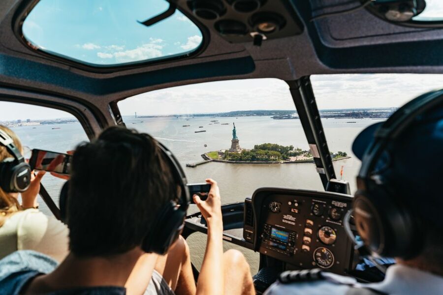 From Westchester: Private NYC Helicopter Tour for 2-6 People - Why this private flight changes your view of New York