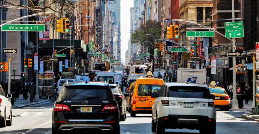 Full-Day New York City Tour: All Must-See Sites - Rockefeller Center brings the city up to eye level
