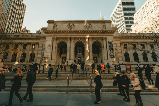 Ghostbusters Movie Locations Private Tour in New York - Columbus Circle and the Keymaster’s strange question