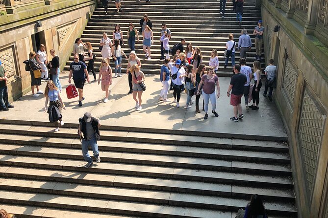 Gossip Girl Tour - The Plaza and the famous three-word scene