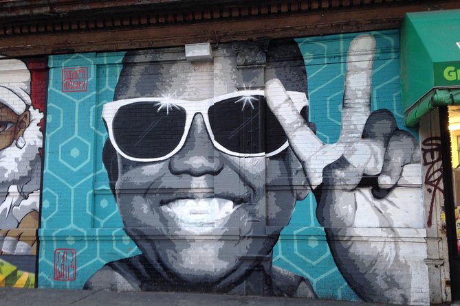 Graffiti & Street Art Walking Tour in Brooklyn - Reading murals, tags, and stencils