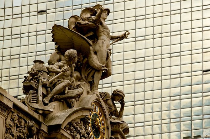Grand Central Photo Tour - What the small group changes