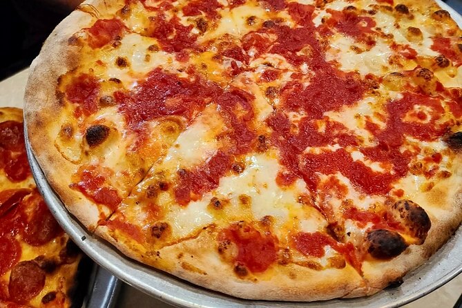 Greenwich Village and Washington Square Park Food Tour - Pizza, cannoli, and the pleasure of small portions