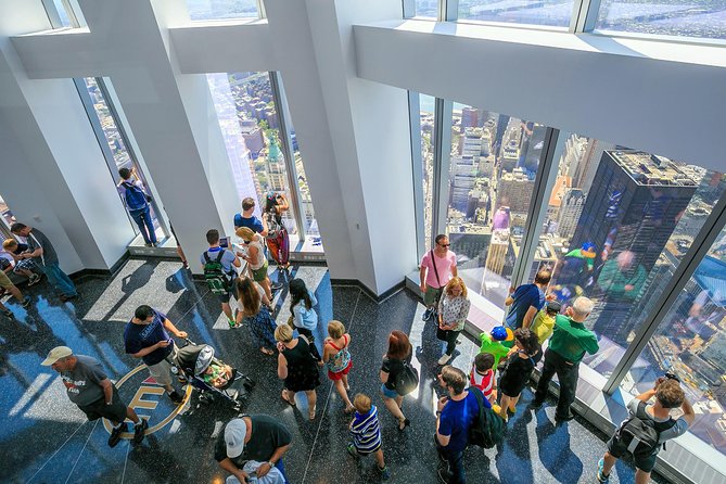 Ground Zero Tour with One World Observatory Access - The rebuilt World Trade Center and the Survivor Tree