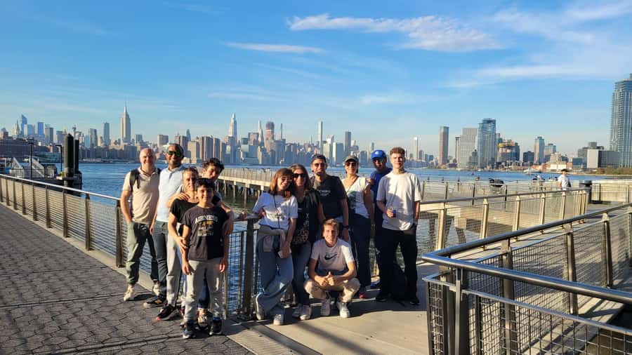 Guided tour in French of Brooklyn Bushwick and Williamsburg - Key points to know before you book