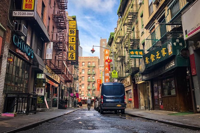 Guided tour of Lower East Side, Chinatown and Little Italy in French - Why this route gives you a better view of Manhattan