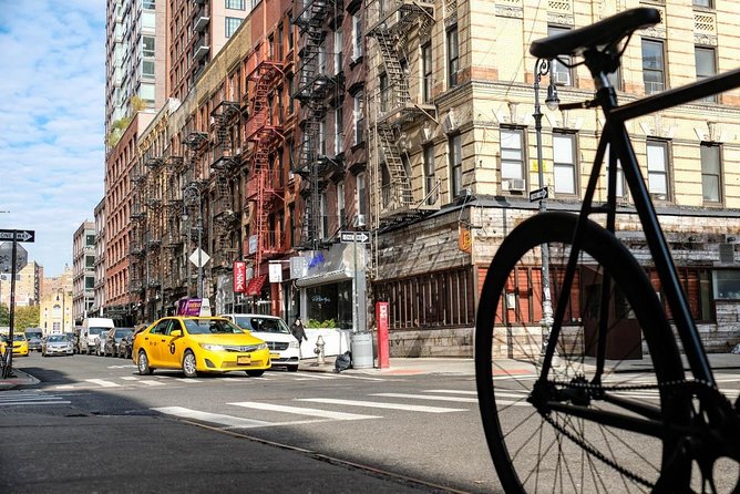 Guided tour of Lower East Side, Chinatown and Little Italy in French - What the French guiding adds