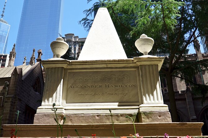 Guided Tour (with Audio) Hamilton Musical in Lower Manhattan NYC - Federal Hall and the early government