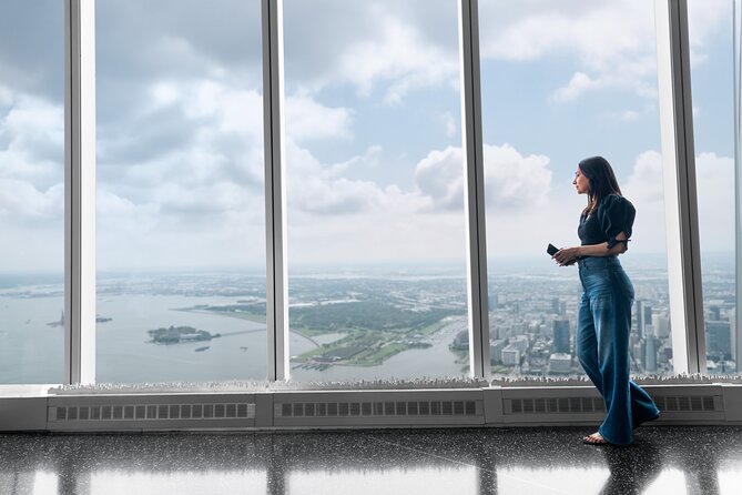 Half-Day Bus Tour of NYC with Choice of Observation Deck - Midtown begins with Rockefeller Center