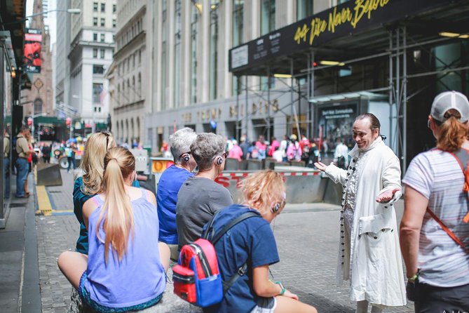 Hamilton Live! Walking Tour in lower Manhattan - Finance, politics, and The Room Where It Happened