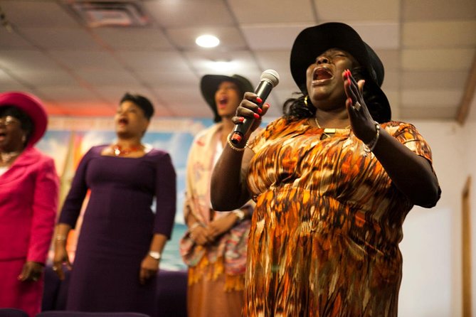 Harlem Gospel Experience Walking Tour in French - Starting beside the Schomburg Center