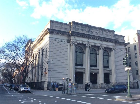 Harlem Gospel Holiday Celebration Concert - Arriving at 201 Lenox Avenue